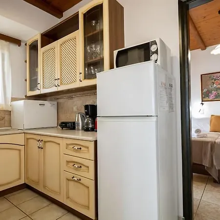 Stefania/pool/garden/sea View/3bdrms/3bthrms * Agia Marina