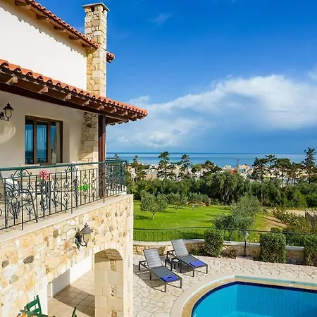 Stefania/pool/garden/sea View/3bdrms/3bthrms * Agia Marina (Crete)