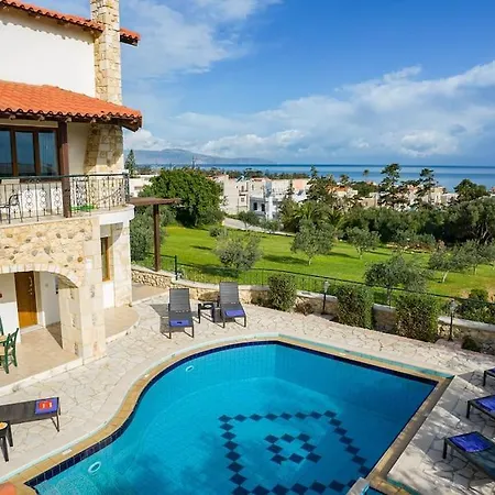 Stefania/pool/garden/sea View/3bdrms/3bthrms Villa