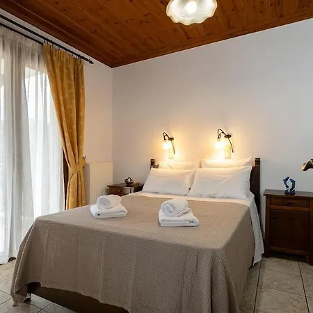Stefania/pool/garden/sea View/3bdrms/3bthrms Villa Agia Marina (Crete)