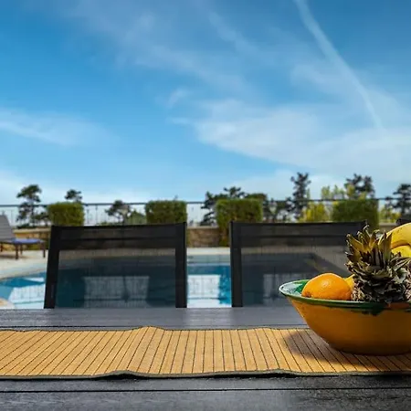 Stefania/pool/garden/sea View/3bdrms/3bthrms Villa